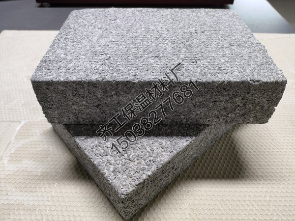 石墨無(wú)機(jī)復(fù)合聚苯板